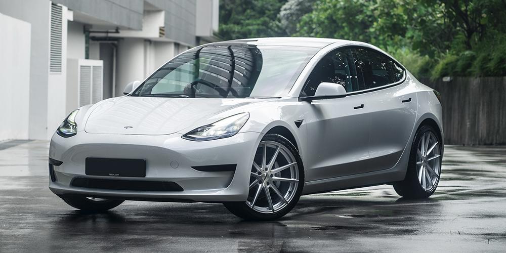 Tesla 3